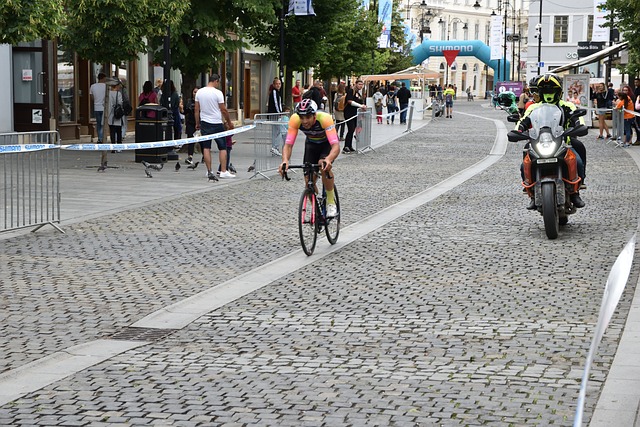 队团结奋进 队团结奋进