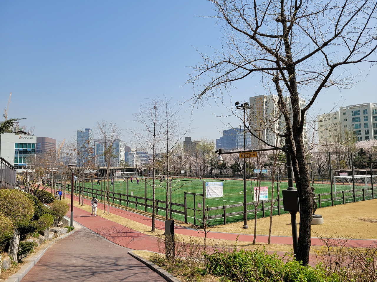 区域居民的 区域居民的